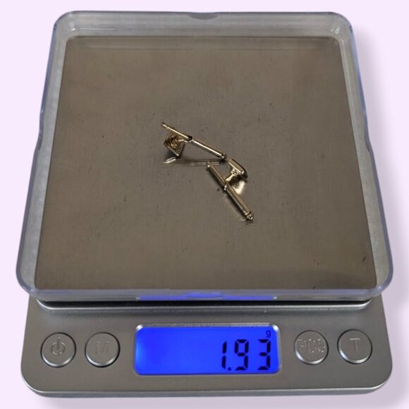 Pair of Vintage Square MOP Button Studs - Picture 5 of 5